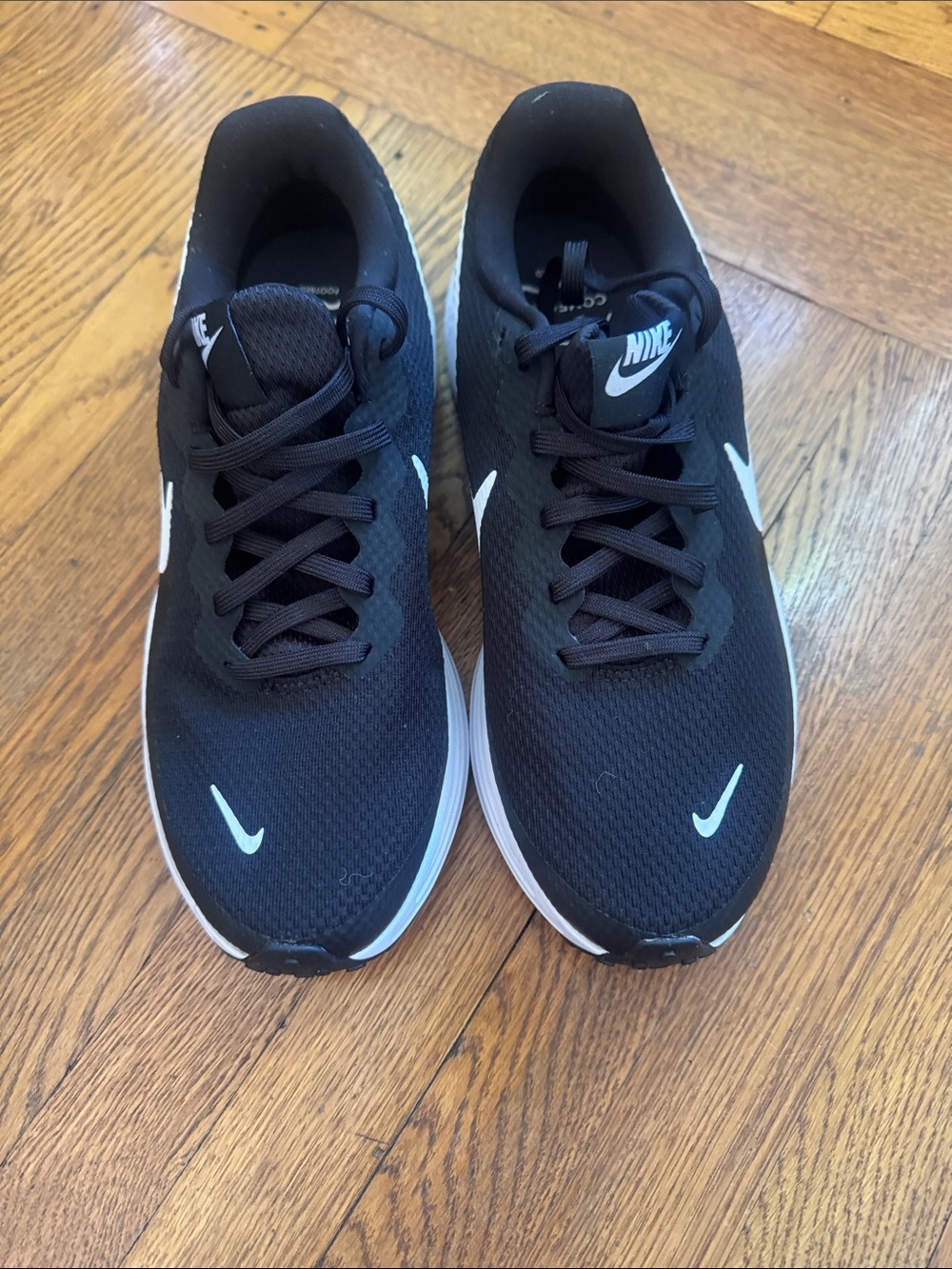 Nike revolution 8 - Picture 3 of 5